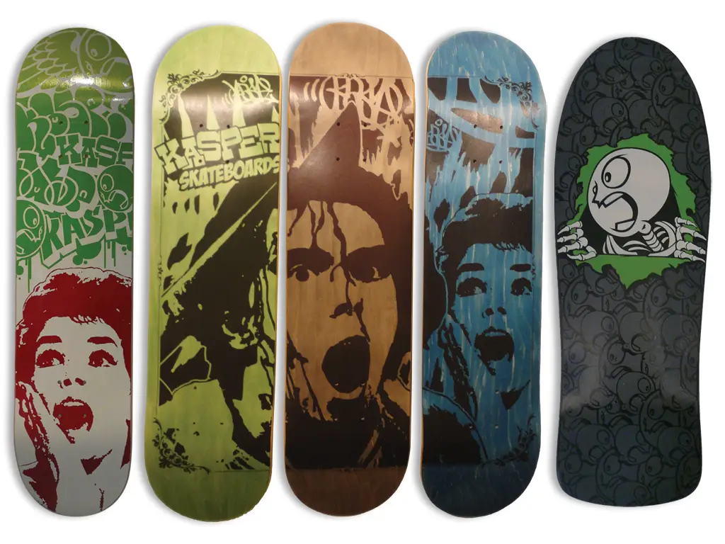 skateboards kasper horror serie - graphiste web print freelance